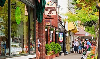 Downtown Saugatuck, Michigan. Image credit Kenneth Sponsler via Shutterstock