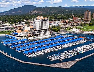 Aerial view of The Coeur d' Alene resort and Marina. Image credit: Nature's Charm via shutterstock