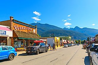 Main Street in Kaslo, British Columbia, Canada. Editorial credit: Kirk Fisher / Shutterstock.com.