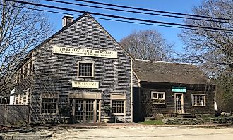Tiverton, Rhode Island. By Beyond My Ken - Own work, CC BY-SA 4.0, https://commons.wikimedia.org/w/index.php?curid=103539059