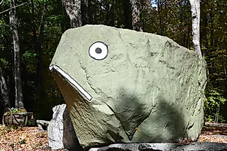 Frog Rock Park in Eastford, Connecticut. Image Credit: Ritu Manoj Jethani / Shutterstock