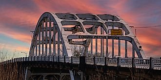 Edmund Pettus Bridge in Selma. Editorial credit: JNix / Shutterstock.com