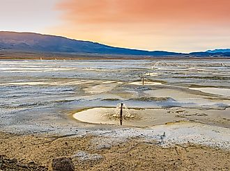 Dust Control System on The Flooded Salt Flats of Owens Lake