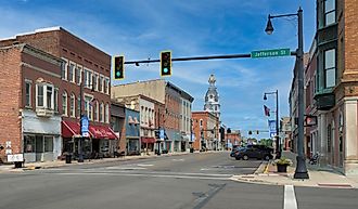 Main Street from Jefferson Street in downtown Van Wert, Ohio. Image credit Nagel Photography via Shutterstock