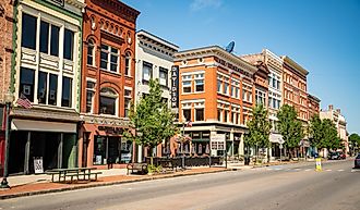 Shops in Cazenovia, New York. Image credit Ryan J Long via Shutterstock.