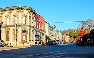 Downtown Hannibal, Missouri. Editorial credit: Sabrina Janelle Gordon / Shutterstock.com.