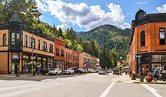 Bank Street, the main street, in Wallace, Idaho. Image credit: Kirk Fisher / Shutterstock.com.