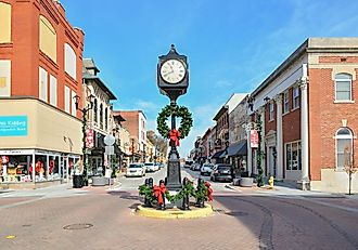 Downtown during Christmas decoration in Cape Girardeau, Missouri. Editorial credit: Steven Liveoak / Shutterstock.com.