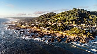 The coastline of Yachats, Oregon.
