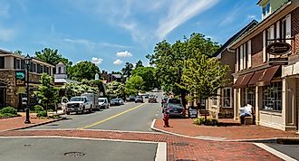 Central Street through Middleburg, Virginia. Image credit Nigel Jarvis via Shutterstock