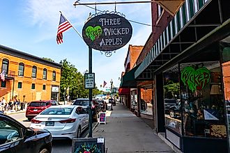 Downtown Chesterton, Indiana. KK Stock / Shutterstock.com