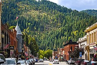 Main Street with turn-of-the-century brick buildings in the historic mining town of Wallace, Idaho, in the Silver Valley area of Northwest USA. Editorial credit: Kirk Fisher / Shutterstock.com