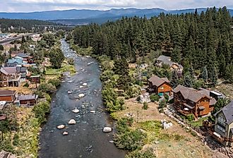 Afternoon neighborhood view of historic homes in Truckee, California.