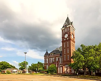 The Historic Clark County Courthouse in Arkadelphia, Arkansas. Image credit: Roberto Galan / Shutterstock.com.