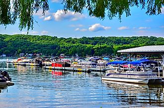 Keuka Lake harbor in Penn Yan, New York. Editorial credit: PQK / Shutterstock.com. 