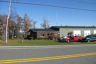 Town Hall, Florida, Massachusetts, By John Phelan - Own work, CC BY 4.0, Wikimedia Commons