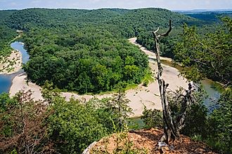 A lookout over the Ozark Mountains in Arkansas. Credit: Logan Bush/ Shutterstock.com
