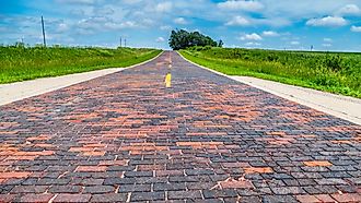 Original Route 66 in Springfield (Credit: dragonfly_eve via Shutterstock)