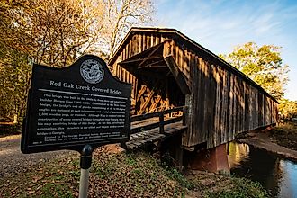 Historic Red Oak Creek Covered Bridge. Image by JNix via Shutterstock. 
