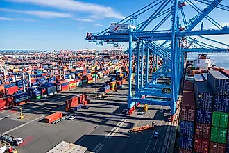 The terminal in Elizabeth, NJ, is APM Terminals’ largest terminal on the east coast of North America.
