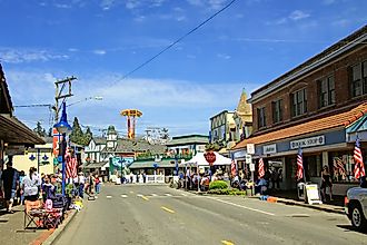 Front Street in Poulsbo, Washington. Image credit: Steven Pavlov, CC BY-SA 3.0 <https://creativecommons.org/licenses/by-sa/3.0>, via Wikimedia Commons