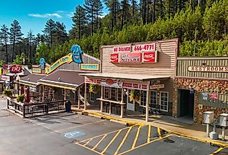 Boutiques and shops in downtown Keystone, South Dakota. Editorial credit: GagliardiPhotography / Shutterstock.com