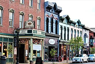 Downtown street in Millersburg, Ohio. Image credit Madison Muskopf via Shutterstock