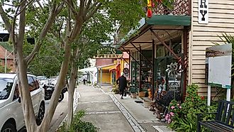 Street view in Tilba, New South Wales, via BBaron / Shutterstock.com