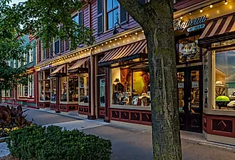 Downtown Niagara-on-the-Lake at dusk. Image credit Gilberto Mesquita via Shutterstock.