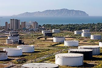 Non-Arabic Countries Where Fuel Exports Comprise Large Shares Of Total Merchandise Exports