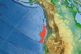 Where is the Juan de Fuca Plate?