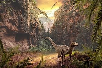 10 Myths About Dinosaurs That Everyone Thinks Are True