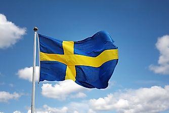 What Do The Colors And Symbols Of The Flag Of Sweden Mean?