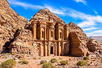 8 Most Extraordinary Buildings In Asia