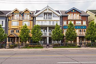 People Keep Buying Houses in Toronto Despite Dwindling Supply