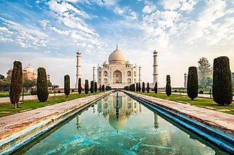 7 Wonders Of The World: A Guide To Traveling To These Amazing Places