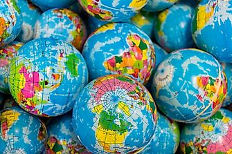 Who Is The Father Of Economic Geography?