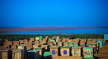 Which Is The Largest Cemetery In The World?