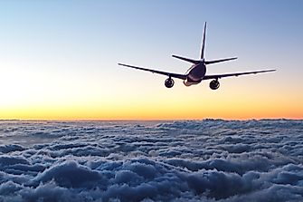Which Layer Of The Atmosphere Do Airplanes Fly In?