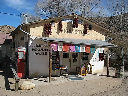 Potrero Trading Post. Image by teofilo, CC BY 2.0, via Wikimedia Commons.