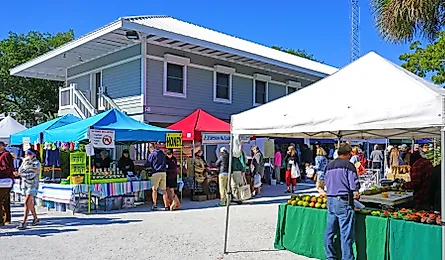 View of the Sanibel Island Farmers Market, via EQRoy / Shutterstock.com