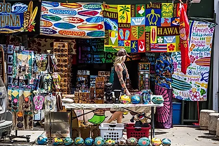Haleiwa, Oahu. (By Anthony Quintano - CC BY 2.0, Wikimedia Commons.)