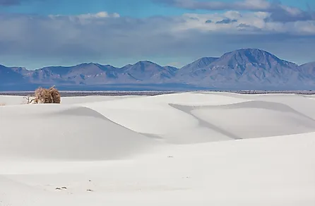 Unusual natural landscapes in White Sands National Park, New Mexico. 
