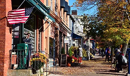 A charming sidewalk scene in Cold Spring, New York, on a crisp fall day. Image credit: Joe Tabacca / Shutterstock.com
