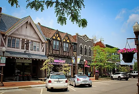 Businesses in part of the Wausau River District. Image credit: mailcaroline via Shutterstock.