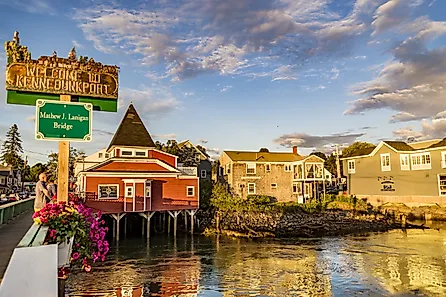 Nice view of the small harbour in Kennebunkport, Maine. Enrico Della Pietra / Shutterstock.com