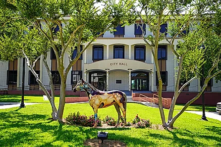 Ocala City Hall. Image by JennLShoots via Shutterstock. 