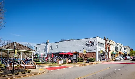 View of Main Street in Fort Mill, South Carolina. Editorial credit: Nolichuckyjake / Shutterstock.com