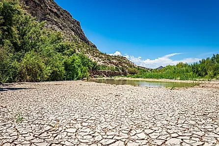 Drought on the Colorado River at Lake Powell 's Hite Bridge Crossing
