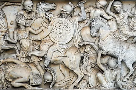 Battle scene from ancient Roman Empire. Image credit: Nuntiya / Shutterstock.com.